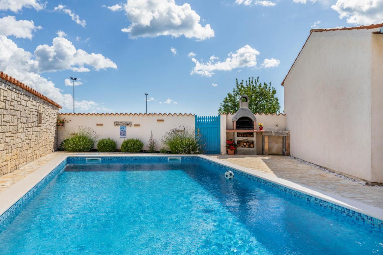 Casa Bepi Villa Kanfanar Eksteriør billede